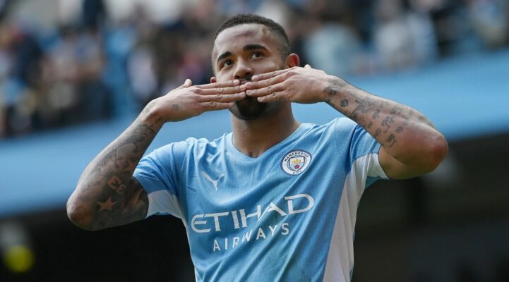 Gabriel Jesus et l'avenir des grévistes qui prendra sa place