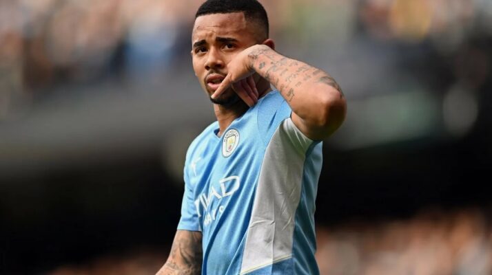 Jesus et Neymar la magie de l'interaction sur le terrain de l'équipe nationale brésilienne